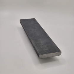 Acier plat brute sur mesure